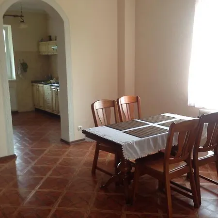 Апартаменты Panorama Townhouse Поляна Экстерьер фото